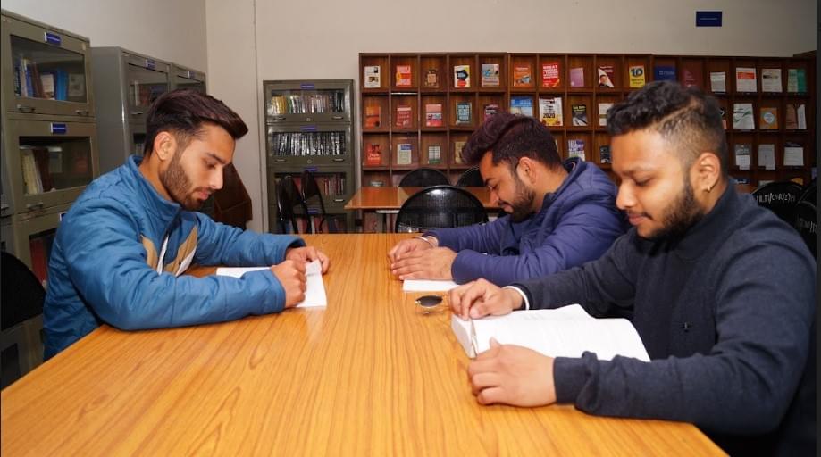 IILM Academy of Higher Learning Jaipur Campus photo 8